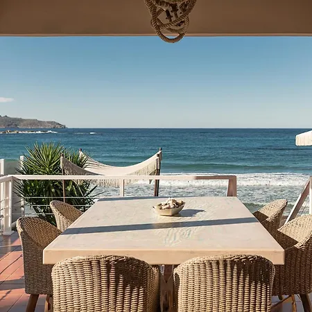 Glaros Luxury
