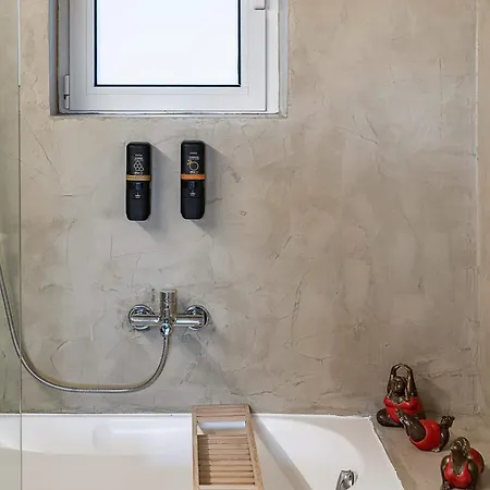 Glaros Luxury Apartment