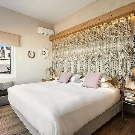 Glaros Luxury Apartment